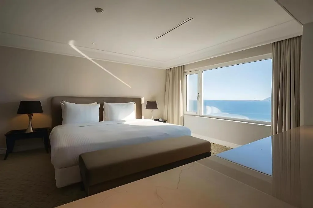 בוסאן Hotel Illua