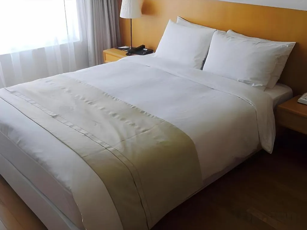 בוסאן Hotel Illua