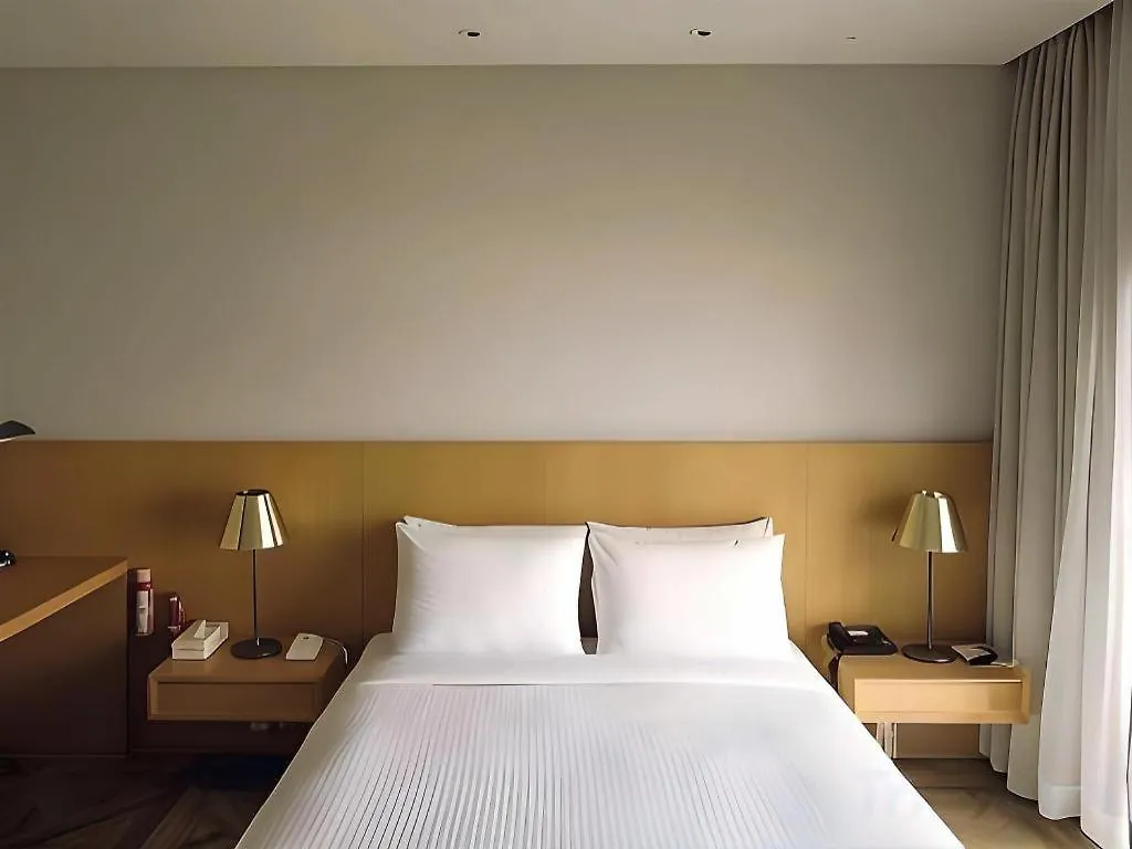בוסאן Hotel Illua