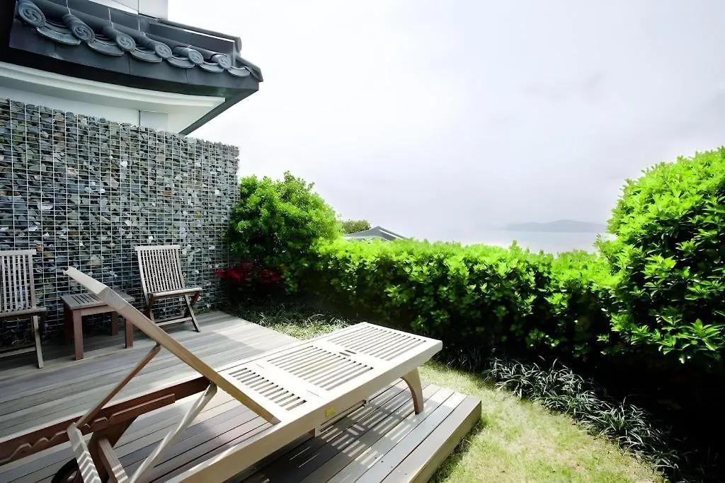 Hotel Illua Busan