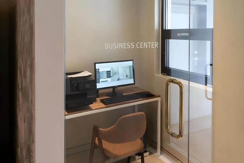 Hotel Illua Busan 4*,