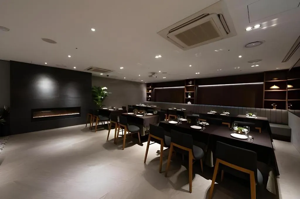 Hotel Illua Busan 4*,  South Korea