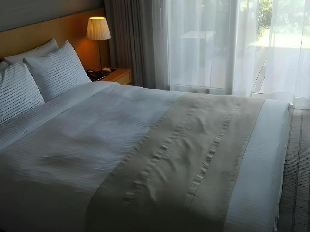 Hotel Illua Busan 4*,  South Korea