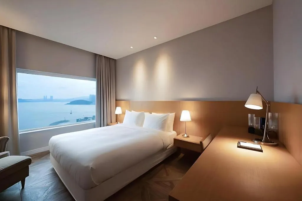 בוסאן Hotel Illua