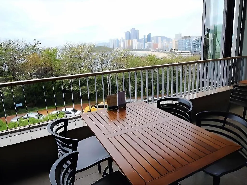 Hotel Illua Busan